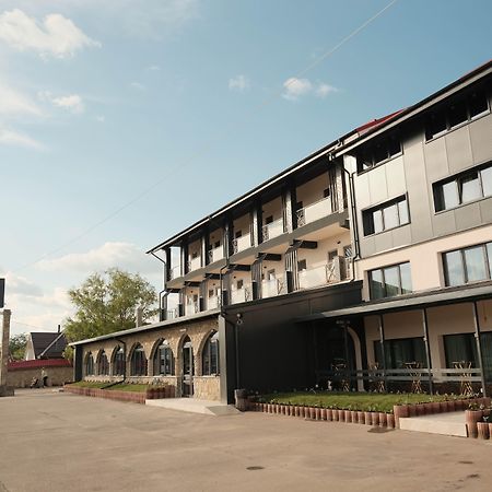 Hanul Ursilor Târgu Neamţ Exterior foto