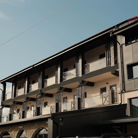 Hanul Ursilor Târgu Neamţ Exterior foto